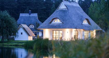 House by Bodden Lagoon With Sauna