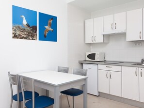 House | Private kitchen | Electric kettle, toaster, high chair - TAO Caleta Playa, Corralejo (La Oliva)