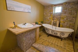 Apartment | Bathroom | Hair dryer