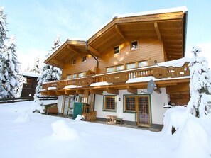 House | Exterior - Chalet Hochkrimml With Sauna on the ski Slope (Krimml)
