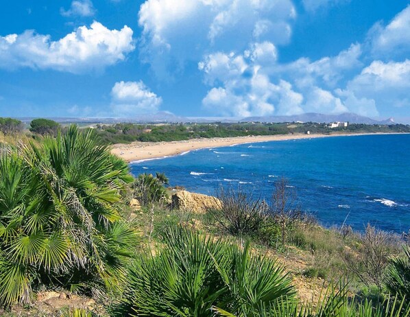 View from property - Apartment in Sicily Near Sandy Beach (Castelvetrano)