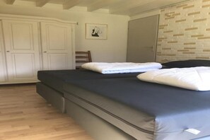 3 bedrooms, free WiFi - House in Breskens near Scenic Beaches (Breskens)