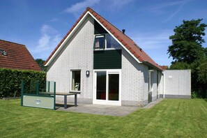 Exterior - House in Breskens near Scenic Beaches (Breskens)