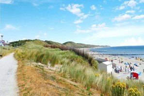 Beach nearby - Holiday Home Breskens near Scenic Beaches (Breskens)
