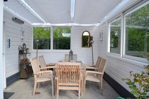 Outdoor dining - Zeeland Home with Fireplace (Breskens)