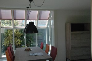 Dining - House in Breskens near the Beach (Breskens)