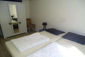 3 bedrooms, free WiFi - Family Stay – Near Beach (Breskens)
