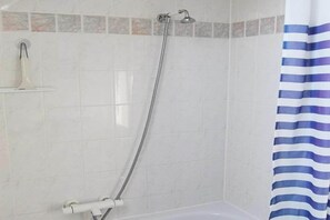 Shower - Holiday Home near Beach in Strandpark (Breskens)