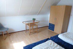 3 bedrooms, free WiFi - Detached House Breskens near Scenic Beaches (Breskens)