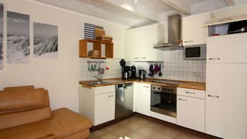 House | Private kitchen | High chair