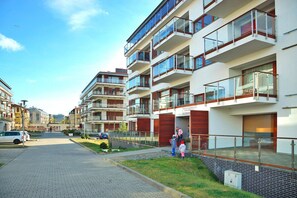 Apartment | Exterior