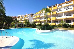 Pool | Outdoor pool - Calanova Golf Vista Near Marbella (Mijas)