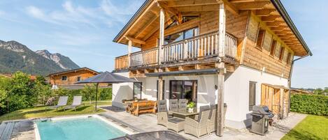 Chalet | Exterior