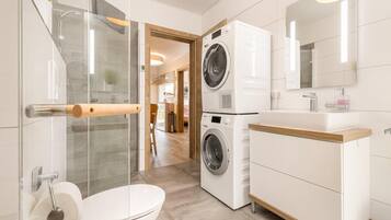 Chalet | Bathroom
