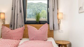 Chalet | 3 bedrooms, individually furnished