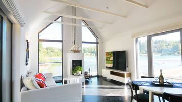 House | Dining