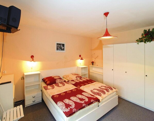 House - Holiday Home With Thatched Roof, Rekowo (Bytow)