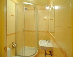 House | Bathroom - Holiday Home With Thatched Roof, Rekowo (Bytow)