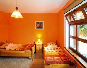 Ház | 5 hálószoba, egyedi berendezés és ágynemű