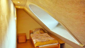 Nhà | 5 phòng ngủ, trang bị nội thất với thiết kế riêng biệt, bộ trải giường