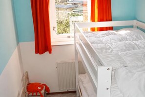 3 bedrooms, free WiFi - Bungalow in Breskens near the Beach (Breskens)