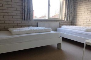 3 bedrooms, free WiFi - House in Breskens near the Beach (Breskens)