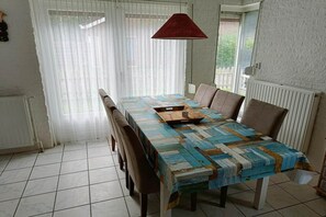 Dining - House in Breskens near Beach and Lighthouse (Breskens)