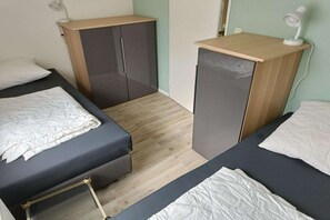 3 bedrooms, iron/ironing board, free WiFi - House in Breskens near Beach and Lighthouse (Breskens)