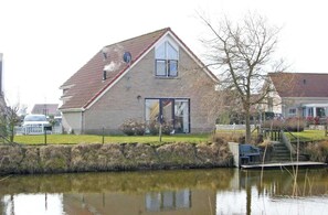 Exterior - Bungalow in Breskens near Lighthouse & Beach (Breskens)