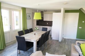 Dining - Pet-Loving Stay with Garden (Breskens)