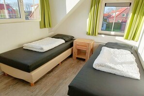 4 bedrooms, free WiFi