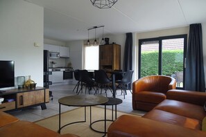 Smart TV - Detached House in Breskens near Dutch Coast (Breskens)