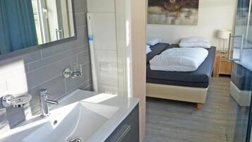 4 habitaciones, cuna de viaje y wifi gratis