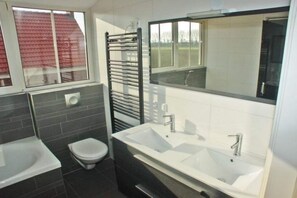 Shower - Luxury Home in Zeeland with Infrared Sauna (Breskens)