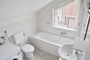 Shower - Relaxing Zeeland Escape (Breskens)
