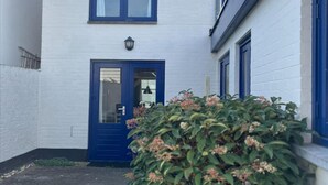 Exterior detail - Historic Cottage w/ Garden (Breskens)