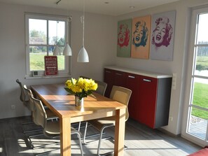 House | Dining