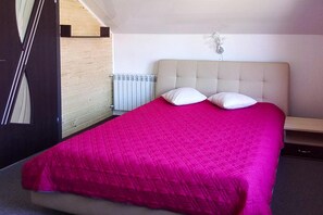 Hus | 2 soverom, individuelt innredet og sengetøy