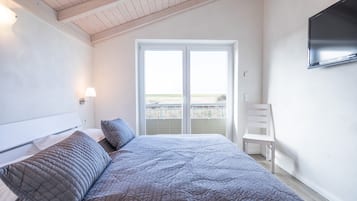 House | 3 bedrooms, individually furnished, iron/ironing board