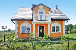 Exterior - Holiday Home for 10 Person in Nowe Warpno (Nowe Warpno)