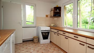 Huis | Privékeuken | Een waterkoker, een broodrooster