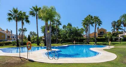 Faro's Isla de Guadalmina