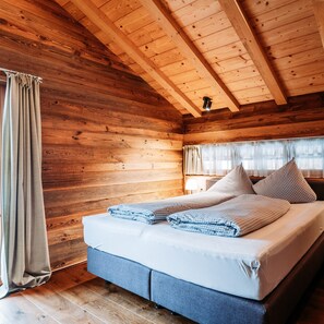 3 bedrooms, bed sheets - Chalet in Leutasch Near Kreithlift Ski Resort (Leutasch)