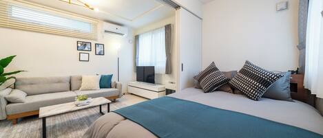 1 bedroom, iron/ironing board, free WiFi