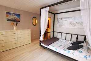 Apartment | 2 Schlafzimmer, individuell eingerichtet, Bügeleisen/Bügelbrett
