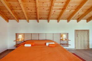 House | 2 bedrooms, bed sheets - Holiday Home in Pramnha de Baixo (Sao Roque do Pico)