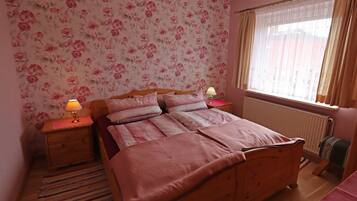 Apartemen | 1 kamar tidur dan dilengkapi dengan perabotan berbeda-beda
