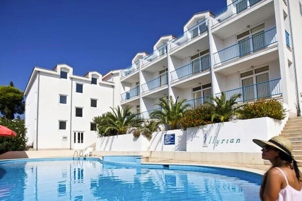 Apartament | Piscina | Piscina a l'aire lliure