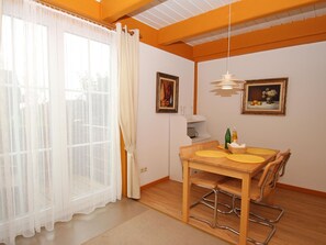 Apartment | Dining - Appartementhaus auf Pellworm (Pellworm)