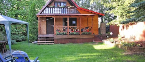 House | Property grounds